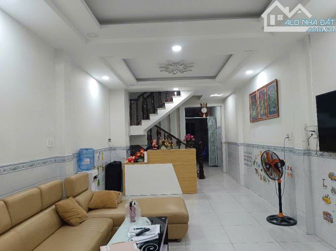 Nhà 3 tầng, Đường số 37, Q7. DT 86m2, ngang 4m, 5PN. Nhỉnh 8 tỷ - 2