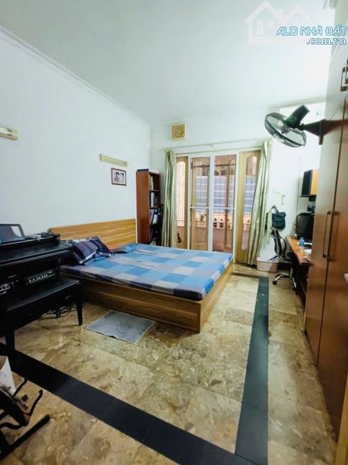 NHÀ PHỐ SIÊU VIPP - ĐI BỘ SANG THĂM BÁC MỖI NGÀY - GIÁ THƯƠNG LƯỢNG - 2