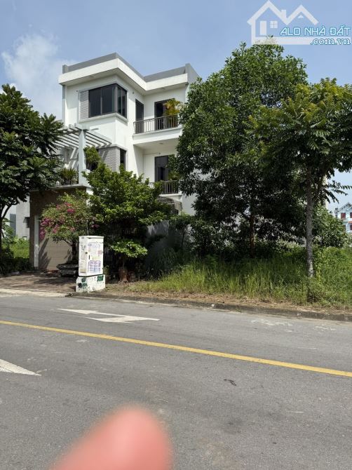 Bán Đất Xương Giang, Bắc Giang. 126m2, MT 7m. Đường 16m. Giá 5,4 tỷ - 2
