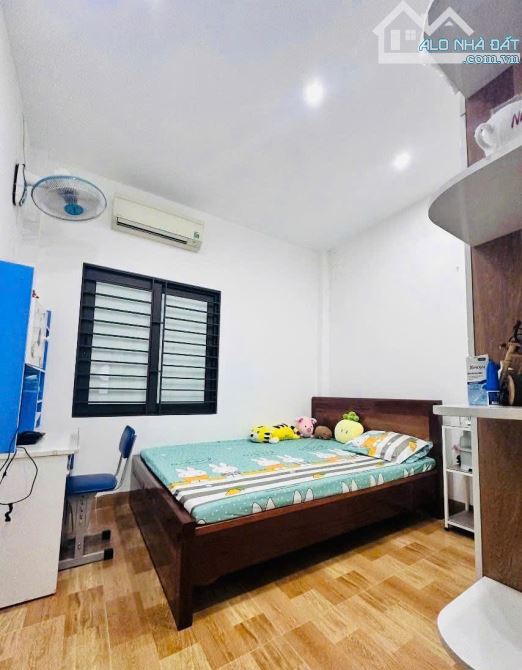 NHÀ DÂN XÂY LÊ QUANG ĐẠO-Ô TÔ SÁT NHÀ-NGÕ THÔNG CÁC NGẢ-VỊ TRÍ SIÊU ĐẸP-Ở CỰC THÍCH - 2