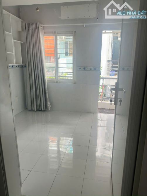 Nhà 3 tầng 3.3x4.5m 128/3/13 Lê Văn Duyệt 3.1 tỷ - 2