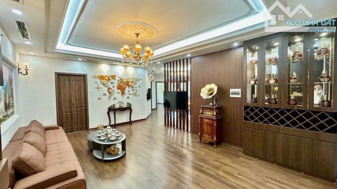 (HOT) Bán Căn Hộ 3 Phòng Ngủ Nội Thất Đẹp Tòa 24T Hoàng Đạo Thúy Giá Tốt - 2