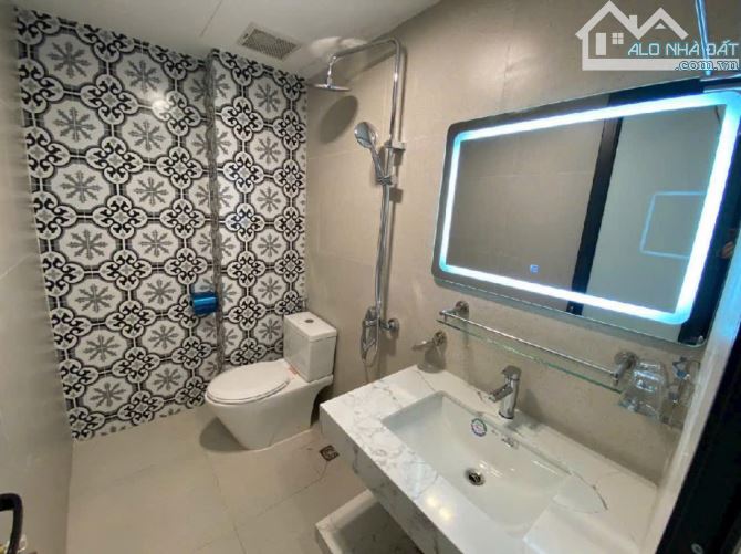 Có 14,5 tỷ mà nhà oto đỗ ngõ thông kinh doanh tốt sát Mp Tôn Đức Thắng dt 45m mt 3,78m - 2
