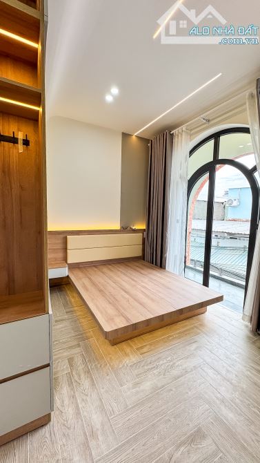 NHÀ ĐẸP KẾ SIÊU THỊ MEGA NGUYỄN VĂN LINH TP CẦN THƠ - 2