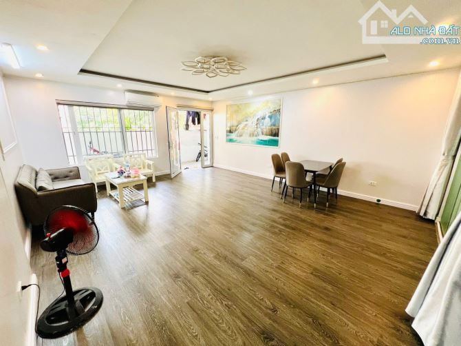 Tập thể 2 thoáng Thành Công💥80m2💥3 Ngủ+WC💥khép kín💥Nhà Xịn💥Sổ Đỏ💥Hạ còn 5 Tỷ. - 2
