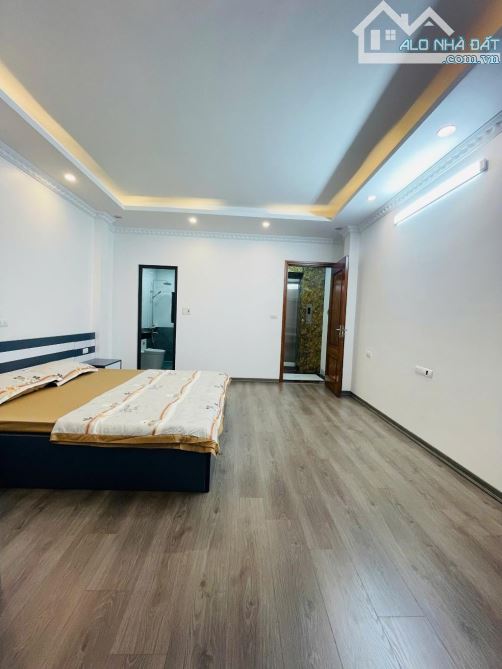 Tặng trọn nội thất – nhà 6 tầng thang máy – Cổ Nhuế – gần Resco! - 3
