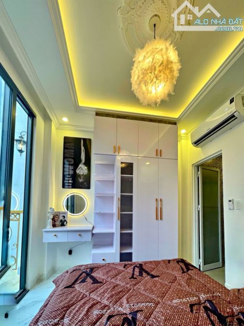 Nhà đẹp Phó Cơ Điều Q11, 3 lầu ST, DT 4x12m, cách MT 10m, gần chợ. Giá chỉ 7.6 tỷ TL - 3