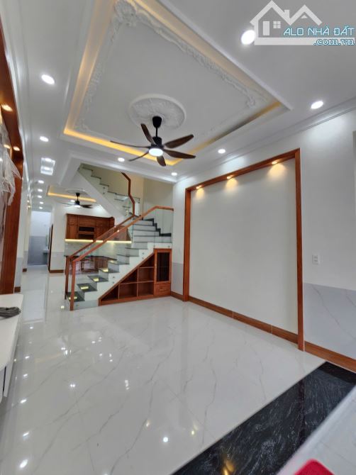 5,5Tỷ TL🔥Bán nhà Đúc 3Tấm_72,3m2_Gần Vincom ngã tư 550 cỉ 500m, p.Tân Đông Hiệp, Tp.Dĩ An - 3