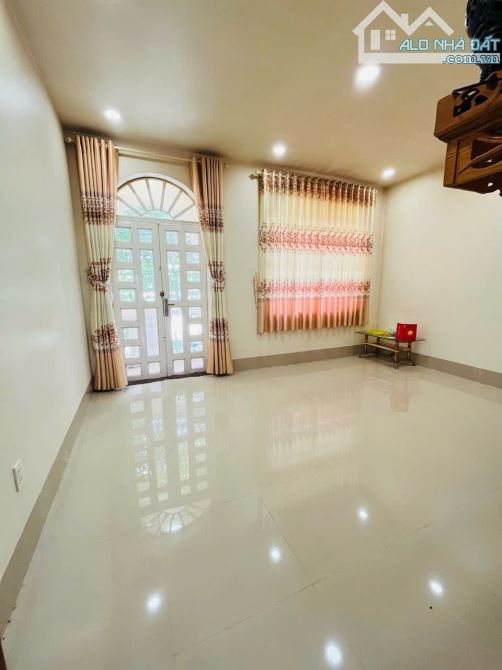 NHÀ 2 LẦU TRỤC CHÍNH ĐƯỜNG SỐ 6–KDC VHTD, GIÁ RẺ - 3