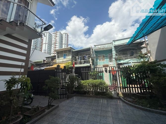 BÁN NHÀ BIỆT THỰ, ĐƯỜNG HƯƠNG LỘ 2, DT 150M2 (9X12), HẺM XE TẢI, SỔ ĐẸP, GIÁ 12.5 TỶ - 3