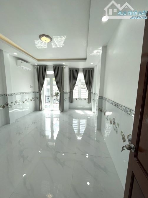 BÁN NHÀ RIÊNG HXH - THỚI AN 18 - 3 TẦNG - 3PN - 54M2 - 6,2 TỶ - QUẬN 12 - 3
