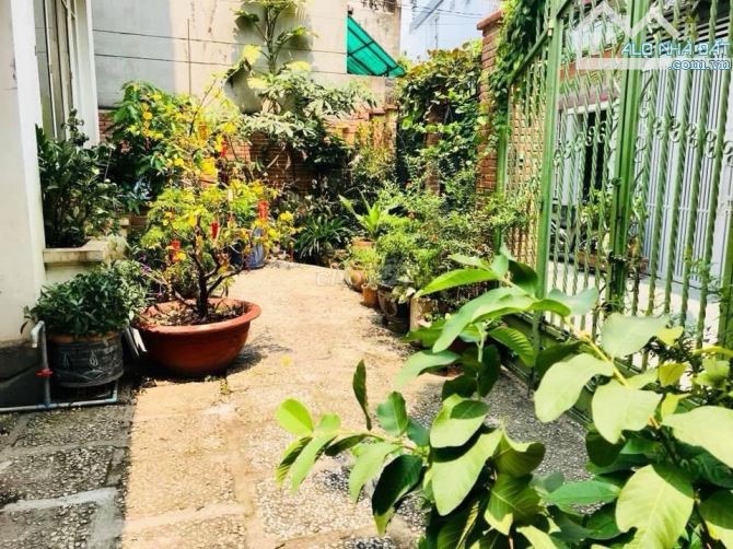 BÁN BIỆT THỰ Hồ Đắc Di, Tân Phú 3 tầng 144m2 (9x16). Biệt thự đẹp ở ngay. Giá chỉ 13,3 tỷ. - 3