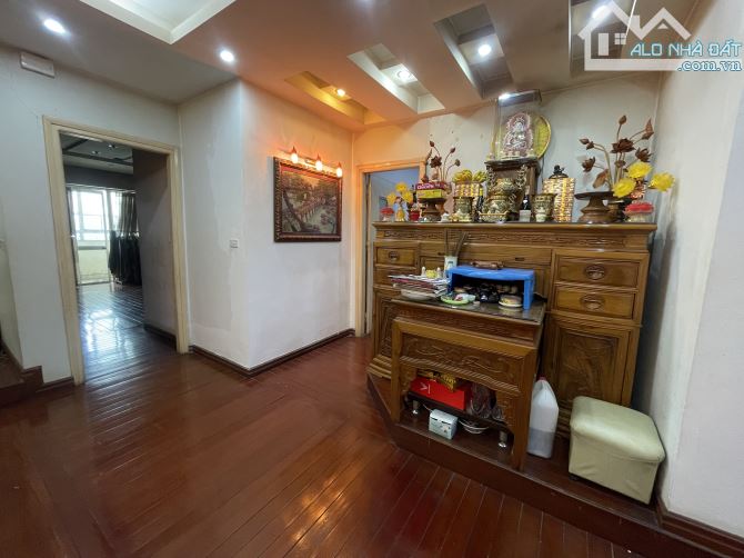 Bán Gấp ! Căn Hộ Chung Cư 57 Láng Hạ, 199m2, 4 Ngủ, View Thành Phố Giá 16,9 Tỷ - 3