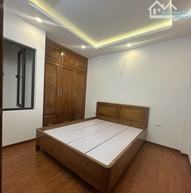 LINH ĐÀM - NHÀ MỚI- 6T-THANG MÁY- VF3 ĐỖ CỬA - 3