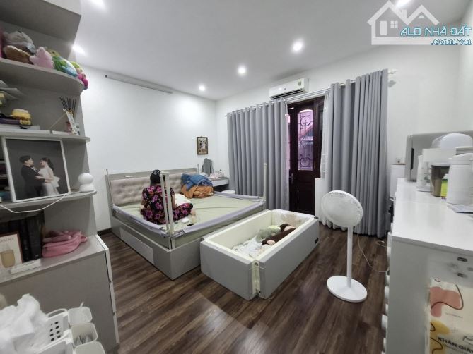 Nhà Phân Lô Trần Quốc Hoàn ô tô , gara , kd 58m 5 tầng MT 5m giá 21,8 tỷ - 3