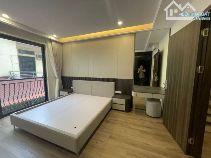 B.Á.N NHÀ Phúc Đồng-Long Biên 42m2x6Tầng Gara Ôtô.Giá Chào 11tỷ Nhỉnh - 3