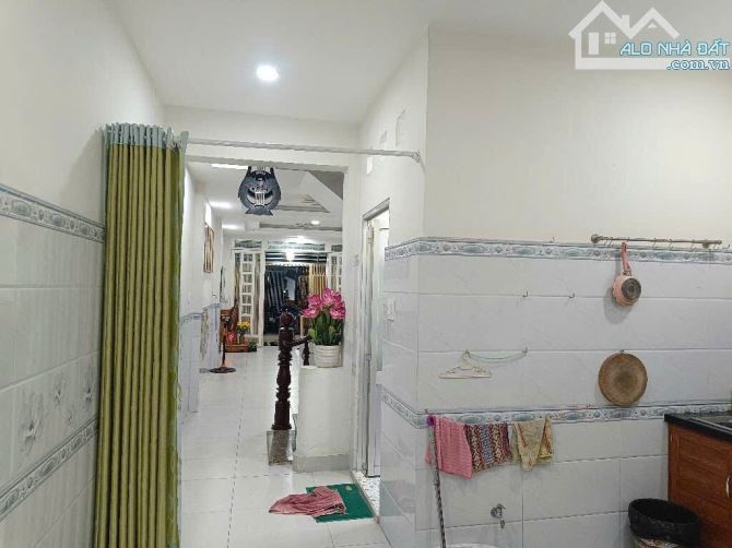 Nhà 3 tầng, Đường số 37, Q7. DT 86m2, ngang 4m, 5PN. Nhỉnh 8 tỷ - 4