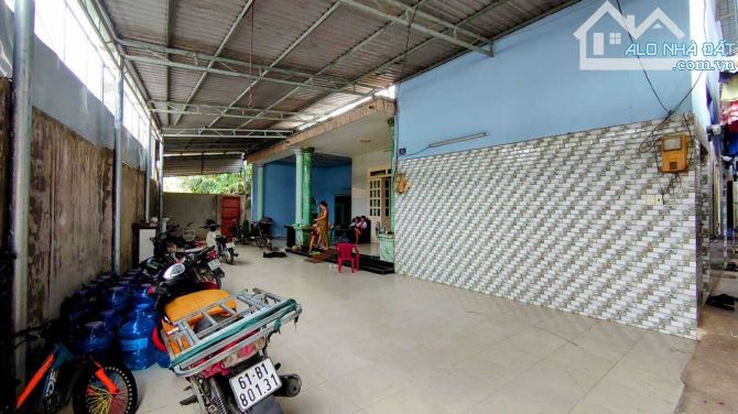 Cần bán gấp 3 căn nhà trên 1 sổ 343m2 hẻm xe hơi đường nguyễn điên long bình Q9 - 4