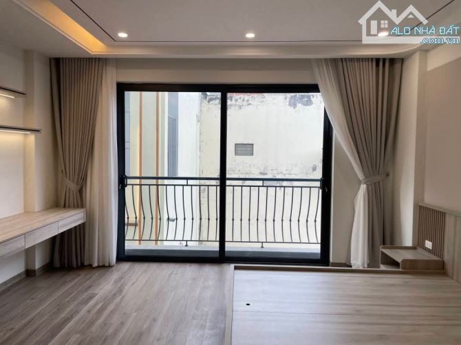 B.Á.N NHÀ Phúc Đồng-Long Biên 42m2x6Tầng Gara Ôtô.Giá Chào 11tỷ Nhỉnh - 4