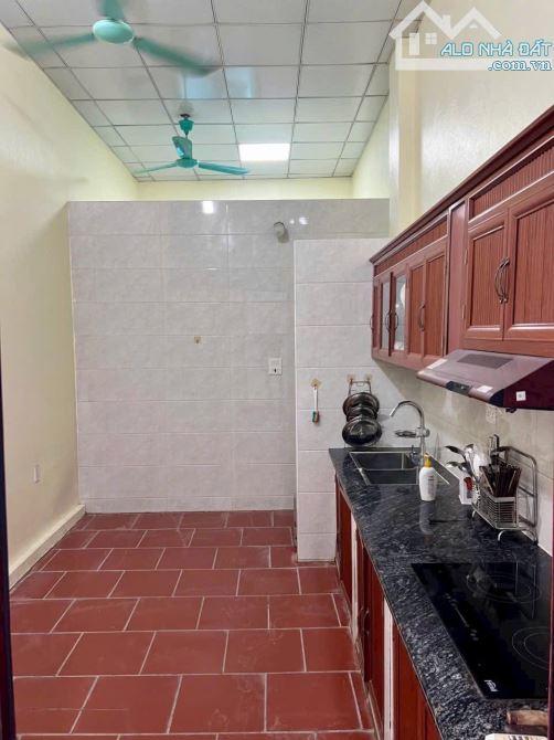 Cho thuê 600m2  kho đẹp mới dựng tại trường yên,vp đầy đủ - 4