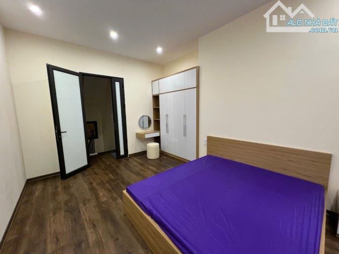 Bán nhà ngõ Thống Nhất - 31m2 - 10.6 tỷ - 5