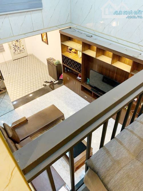 Hiếm, Nhà Ngô Quyền Q10, 82m², MT 5m, vuông A4, giếng trời, thang máy, gần Chợ Rẫy. 32.8tỷ - 5