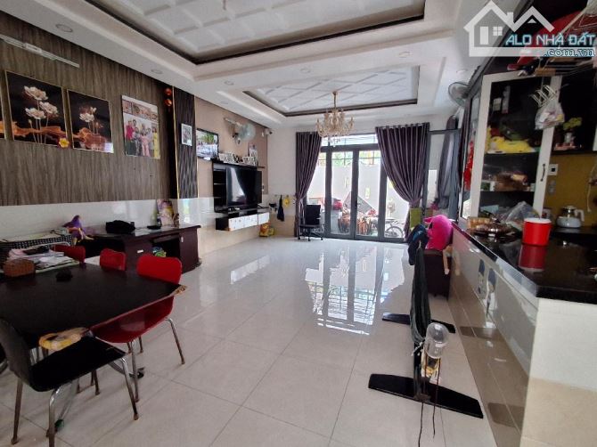 Nhà đẹp 92m2 ngang 8.1m, 3 tầng, oto ngủ trong nhà - 5