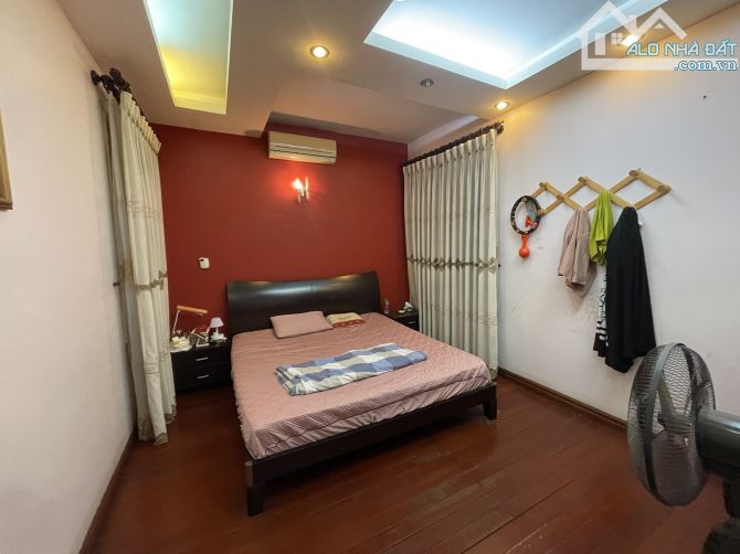 Bán Gấp ! Căn Hộ Chung Cư 57 Láng Hạ, 199m2, 4 Ngủ, View Thành Phố Giá 16,9 Tỷ - 5