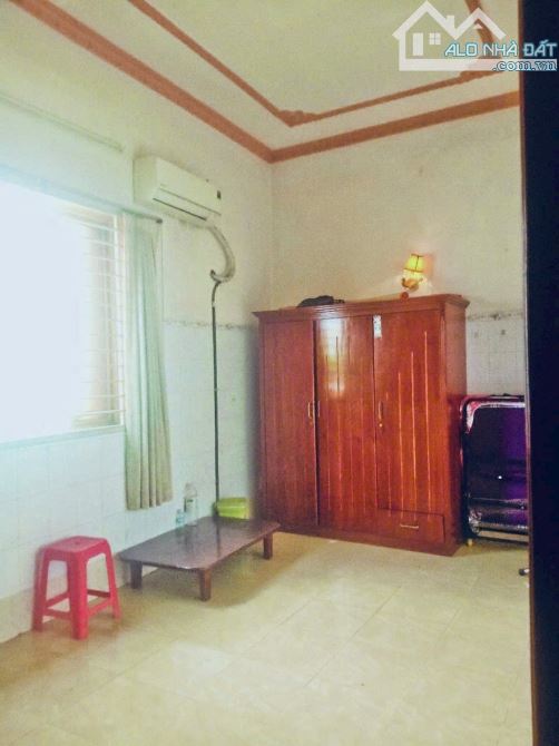 Bán Nhà Tân Thới Hiệp Q12- 100 M2( 5.7 x 18m )- 4Tầng - 30m HXH- Chỉ 5,95Tỷ. - 7