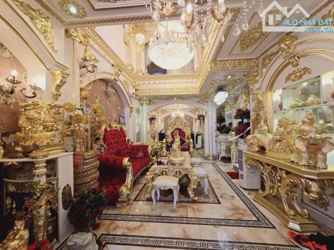 🔱 BIỆT THỰ DÁT VÀNG 18K DUY NHẤT TẠI QUẬN 7 – KIỆT TÁC NGHỆ THUẬT CHO GIỚI THƯỢNG LƯU 🔱 - 8