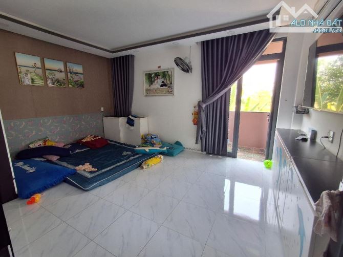 Nhà đẹp 92m2 ngang 8.1m, 3 tầng, oto ngủ trong nhà - 8