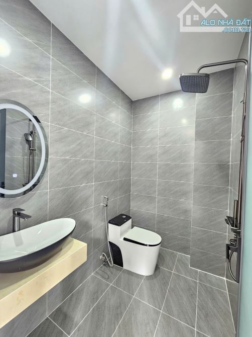 7Tỷ500__NHÀ HOÀN CÔNG__góc 2 Mặt Tiền__Full Nội Thất__TRỤC CHÍNH KDC gần chợ Phú Phong - 9