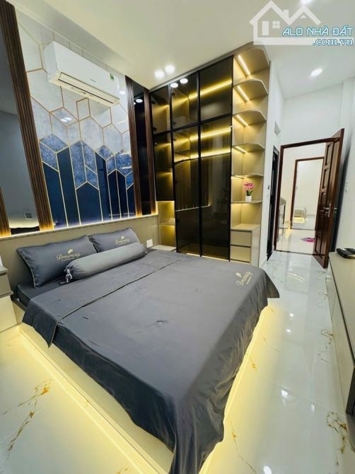 SIÊU PHẨM GÓC 2 MẶT TIỀN - 3 TẦNG - FULL NỘI THẤT - AN HỘI TÂY - CHỈ 7.28 TỶ TL - 9