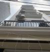 Phố Đỗ Nhuận, sát công viên Hoà Bình, 40m2 chỉ 9 tỷ, ngõ thông, ô tô đỗ, thang máy