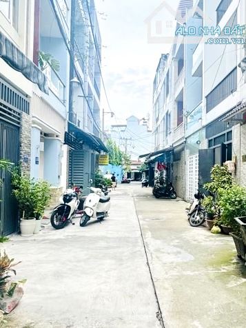 Bán nhà hẻm 6m, cách 50m ra MT , gần Tân Hương, Tân Phú, 51m2, 4 tầng, giá 7,48 tỷ