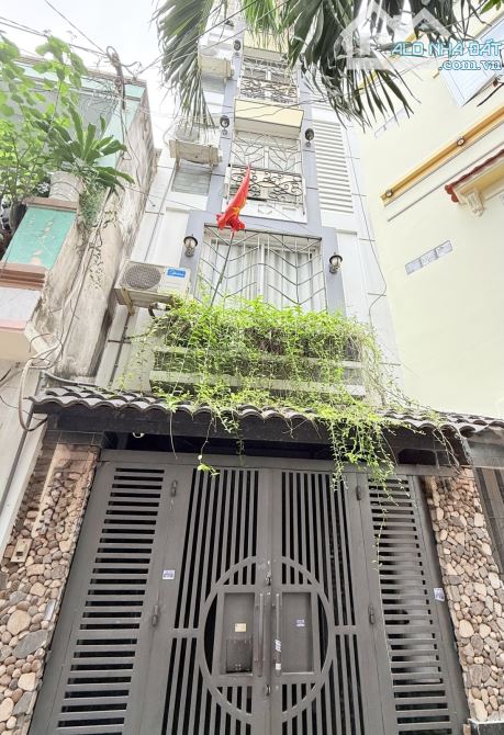 CHDV 7PN – 4x10M – 5 TẦNG – HUỲNH VĂN BÁNH, PHÚ NHUẬN – SỔ HOÀN CÔNG – DÒNG TIỀN 30TR/TH