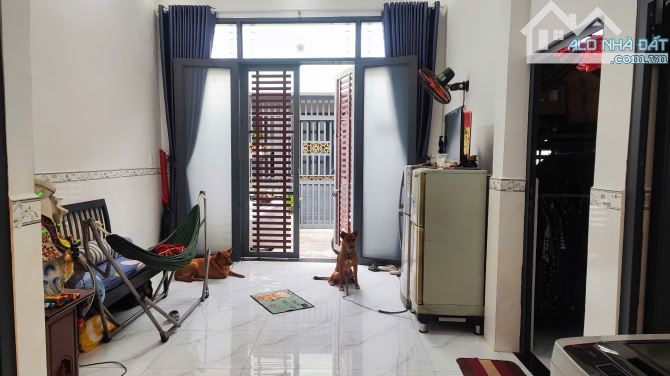 NHÀ MỚI KDC HIỆP THÀNH Q12, 49M2 VUÔNG VỨC, 2 PHÒNG NGỦ, Full THỔ CƯ, SỔ HỒNG RIÊNG 2.9 TỶ