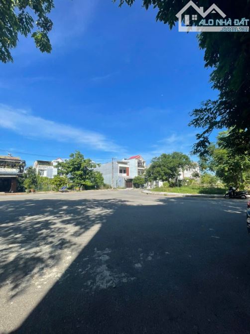 🏡 NHÀ 2 TẦNG MẶT TIỀN DƯƠNG XUÂN HẠ – VIEW CÔNG VIÊN BÀU VÁ