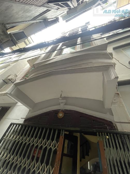Bán nhà Thạch Cầu, Long Biên 60m, 4 tầng, mặt tiền 6m, giá 6.85 tỷ.