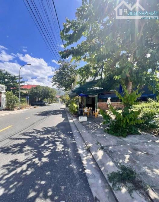 Đất TĐC Hòn Rớ 2 Nha Trang chủ  muốn bán