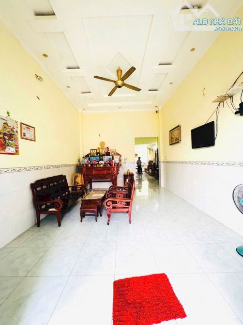 NP548 + BÁN nhà mặt tiền đường Đồng Khởi . P Trảng Dài , tp Biên Hoà - diện tích : 387m2 ,