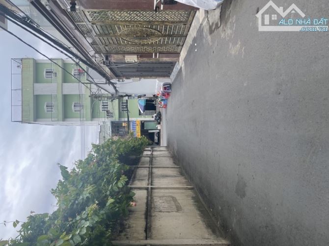 Bán nhà 6 tầng đường Dương Quảng hàm phường 6 quận gò vấp