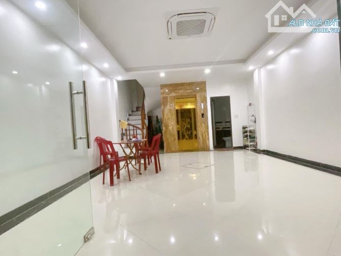 BÁN NHÀ 5 TẦNG THANG MÁY XÂY MỚI, ĐƯỜNG Ô TÔ THÔNG, KHU PHÂN LÔ ĐẸP NHẤT PHỐ KIM ĐỒNG.