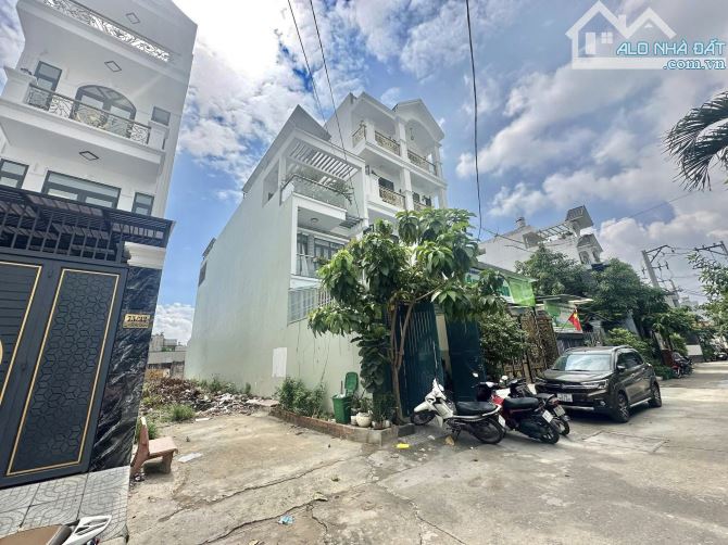 Bán đất Hiệp Bình Chánh 115m2 Hẻm ô Tô 5m Đối Diện Gigamall Phạm Văn Đồng Nhỉnh 7 Tỷ