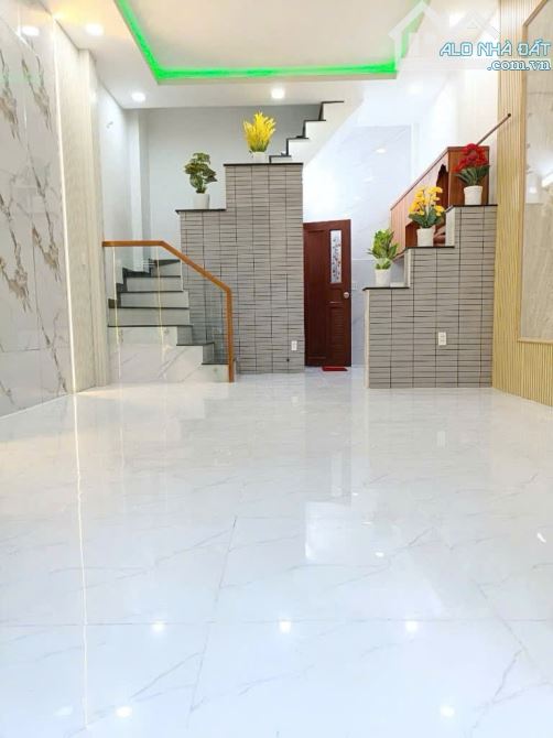 💥 NHÀ LÊ VĂN QUỚI - SÁT TÂN PHÚ - MẶT TIỀN KINH DOANH - 2 TẦNG 4X10M - CHỈ 4.2 TỶ TL 💥