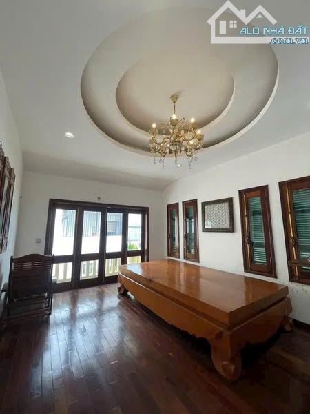 CHOÁNG 😳 phố Trịnh Công Sơn- 52m- Ô tô- Nhỉnh 17 tỷ