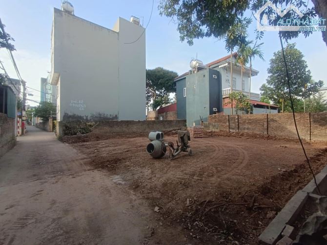 💥Đất Cự Khối: 60m2 MT 5,6m mặt ngõ 7 CHỖ thông chỉ hơn 6tỷ - Đầu tư ngon💥