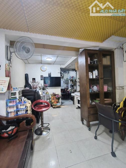 Bán nhà 2 tầng HXH 33m2, Bùi Hữu Nghĩa, Phường 2, Bình Thạnh, nhỉnh 5 tỷ