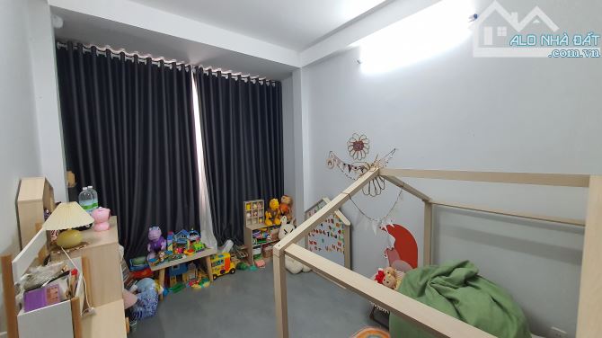 BÁN NHÀ ĐẸP 4 TẦNG, CỐNG QUỲNH, P. NGUYỄN CƯ TRINH, GIÁ CHỈ 10 TỶ