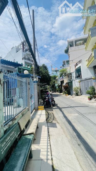 Mặt tiền kinh doanh khu Bàu Cát 85m - giá 8,9 TỸ